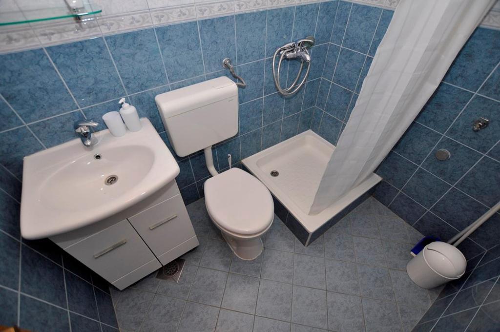 Apartmani More Дрвеник Экстерьер фото